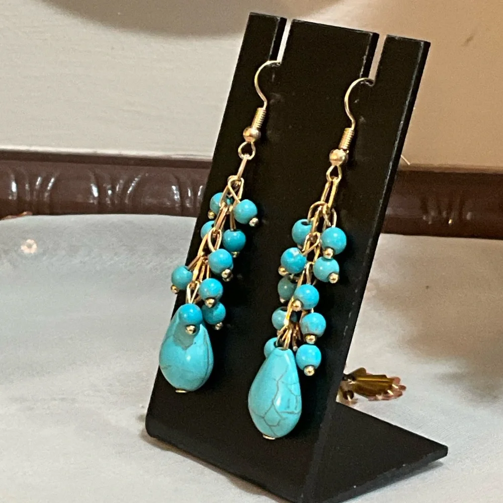 Turquoise and Gold Dangle Earrings - Picture 5 of 6